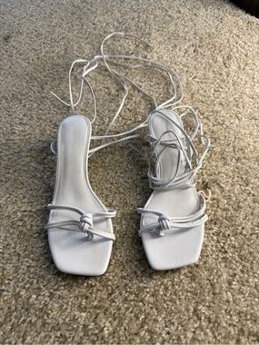 Women's leather White Lace-Up Knot Strappy Sandals